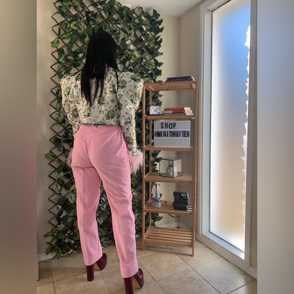 Helium - Picture 2 of 6